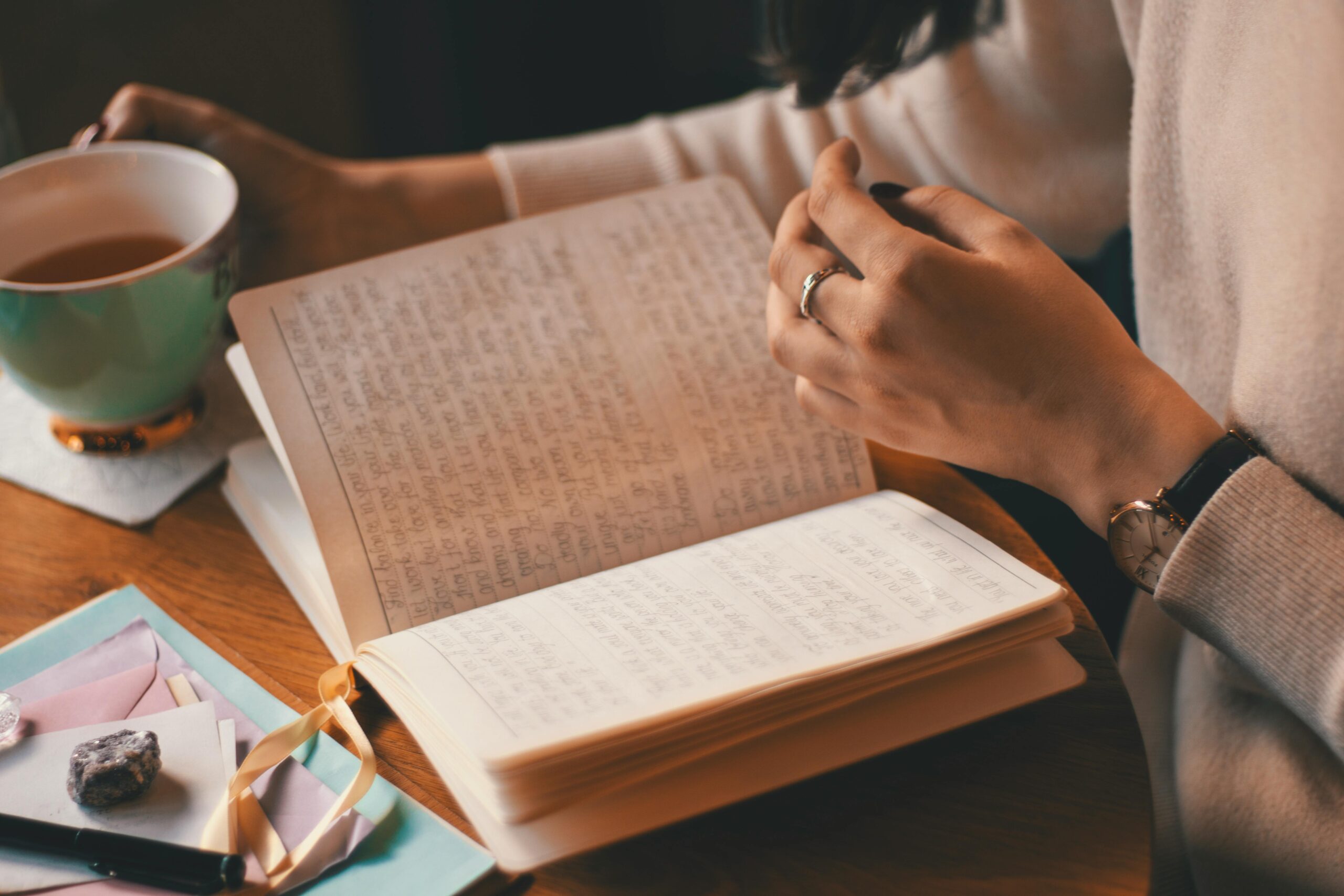 Journaling: The Gentle Habit That Brings You Back to Yourself